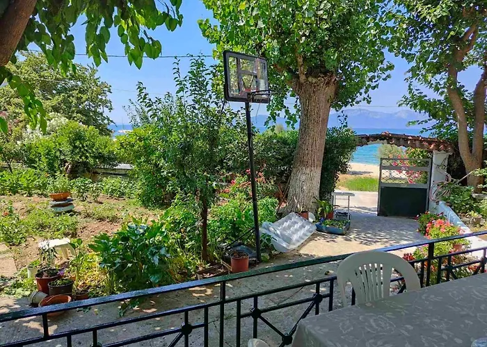 Asmini Beach Apartments